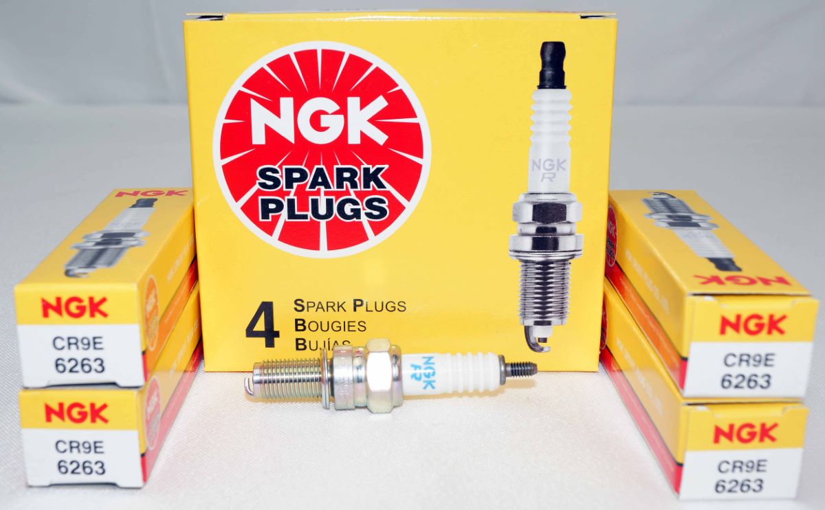 NGK CR9E Nickel Spark Plug (Box of 4) - 4-Stroke Motorcycle, ATV & Scooter